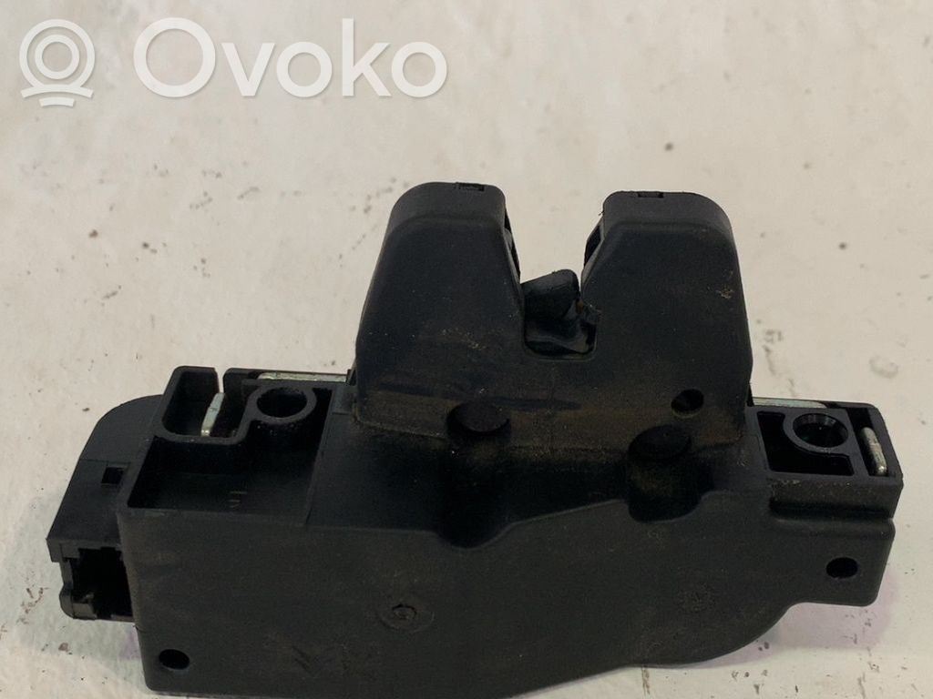 Tailgate lock latch   871982