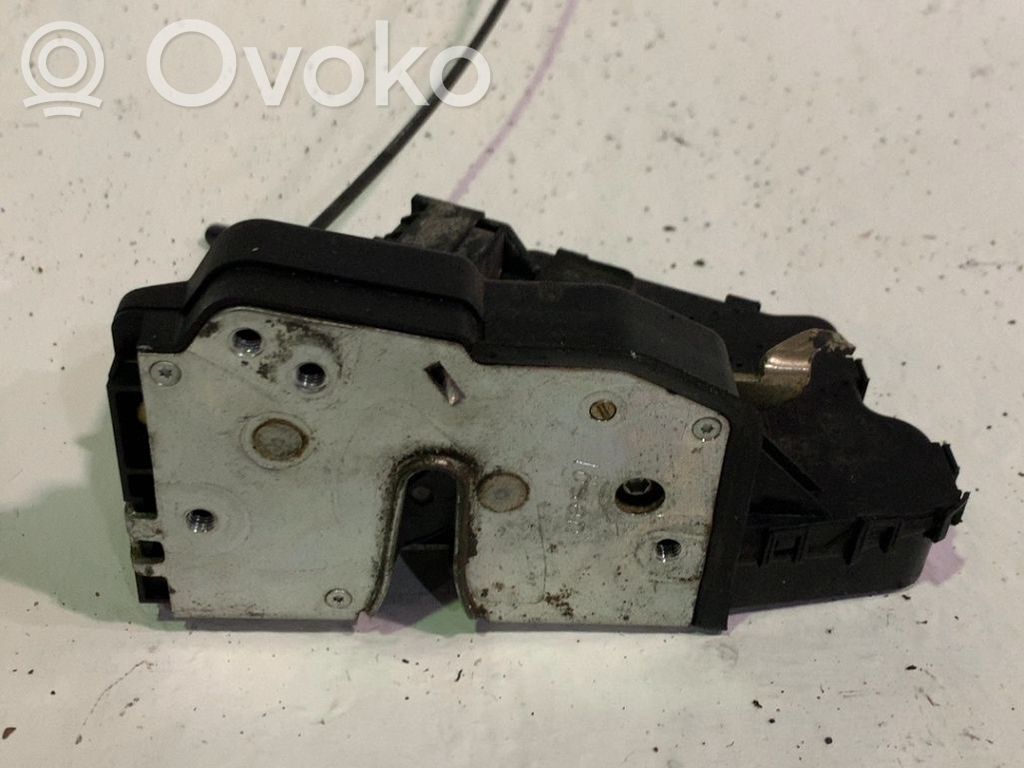 Rear door lock   51227011309
