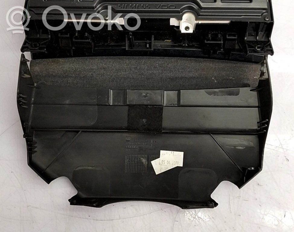 Geschwindigkeitsmesser Cockpit   13308993,6261016