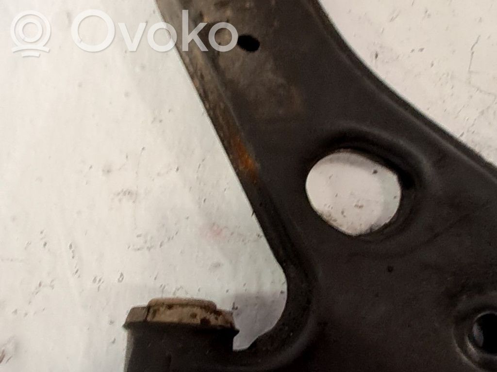 Front lower control arm/wishbone   13426552