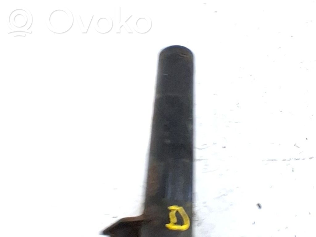 Ammortizzatore anteriore   8V0413023