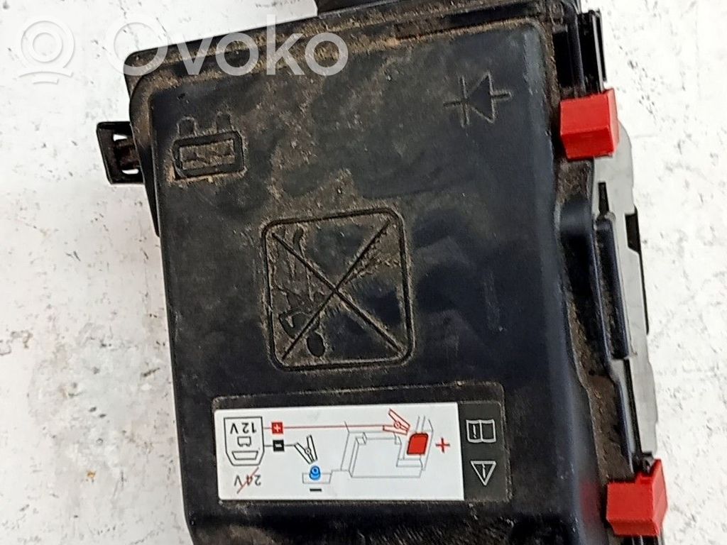 Citroen C5 Aircross Módulo de fusible 