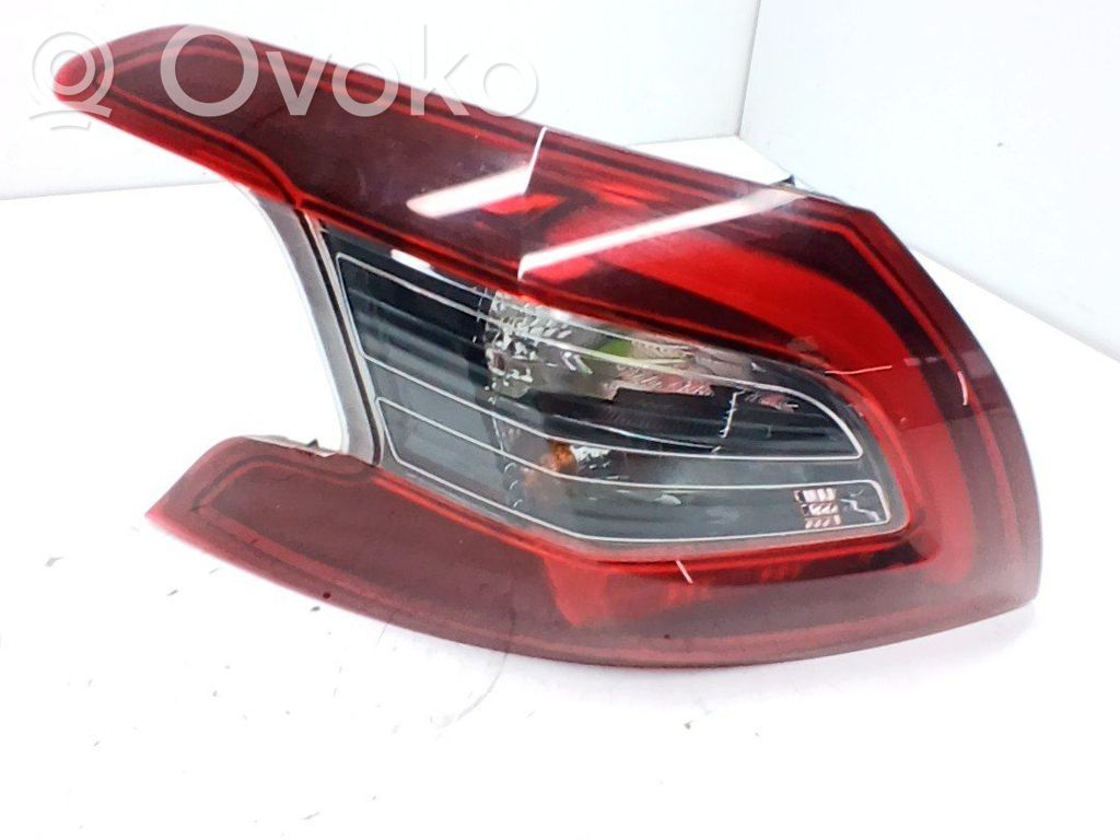 Peugeot 308 Takavalon polttimo 