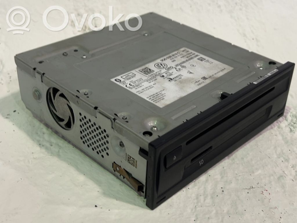 Radio / CD-Player / DVD-Player / Navigation   3Q0035819C