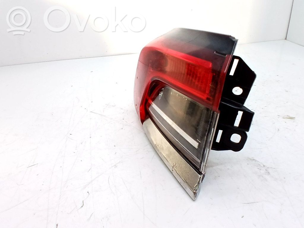 Takavalon polttimo   8156102D11