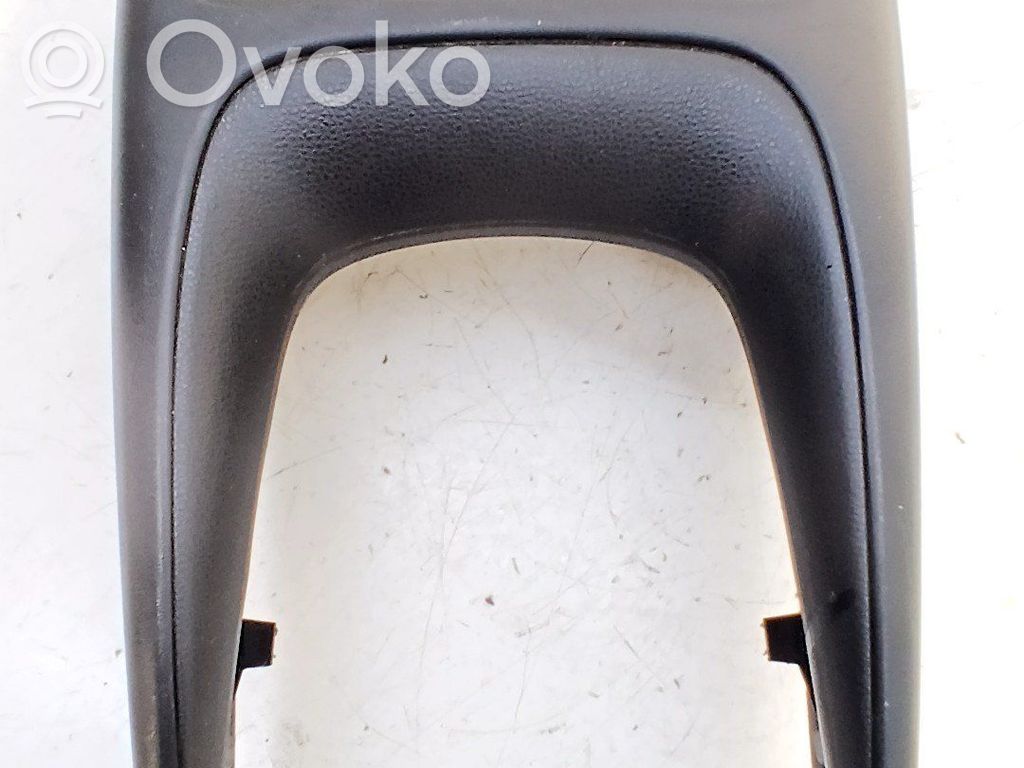 Toyota Corolla E110 Centrinė konsolė 