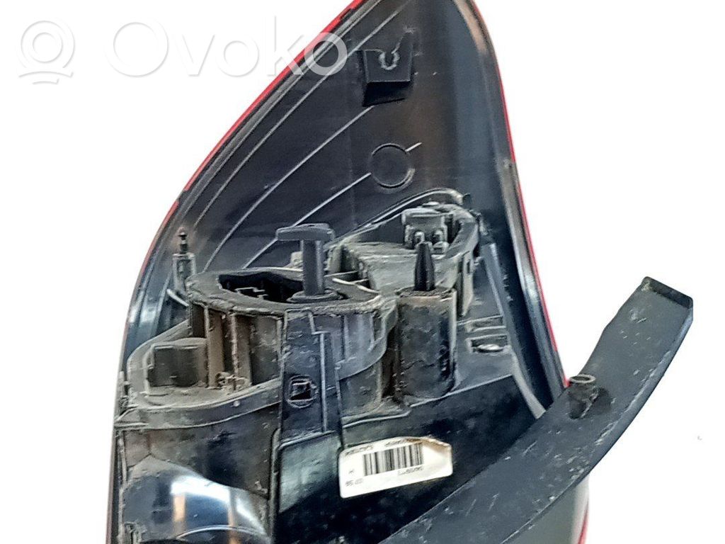 Dacia Sandero Lámpara de faros/luces traseros 
