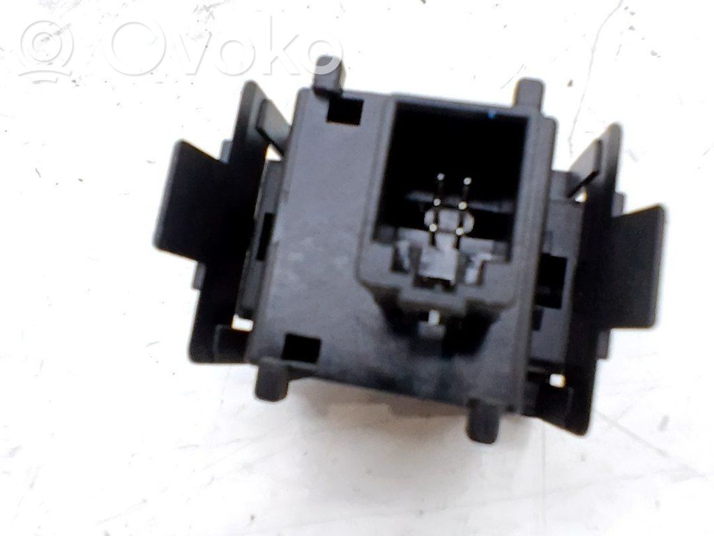 Skoda Fabia Mk2 (5J) Interruttore di regolazione livello altezza dei fari 