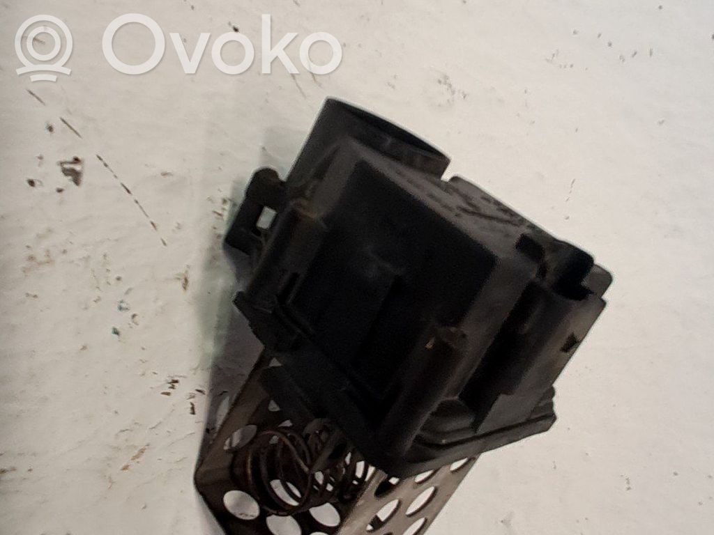 Peugeot 307 Rezystor / Opornik dmuchawy nawiewu 
