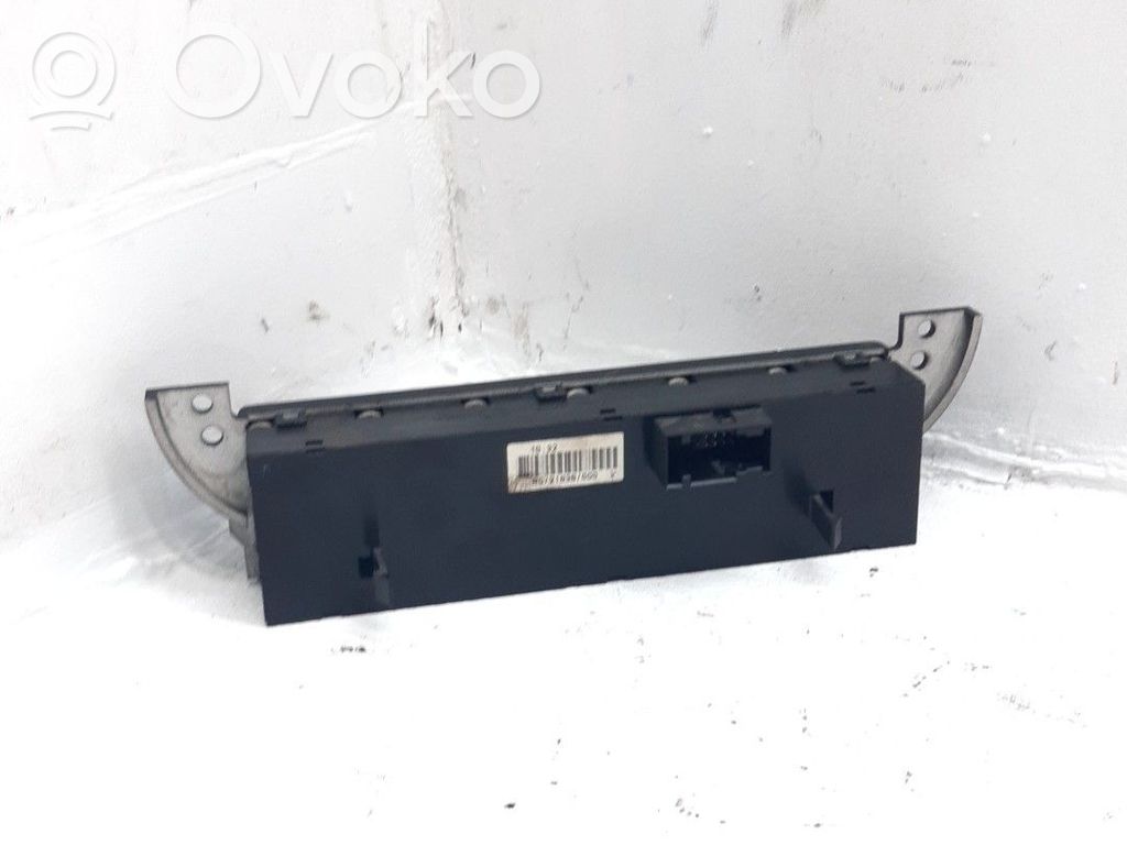 Stūres pogas / slēdži   61316917989