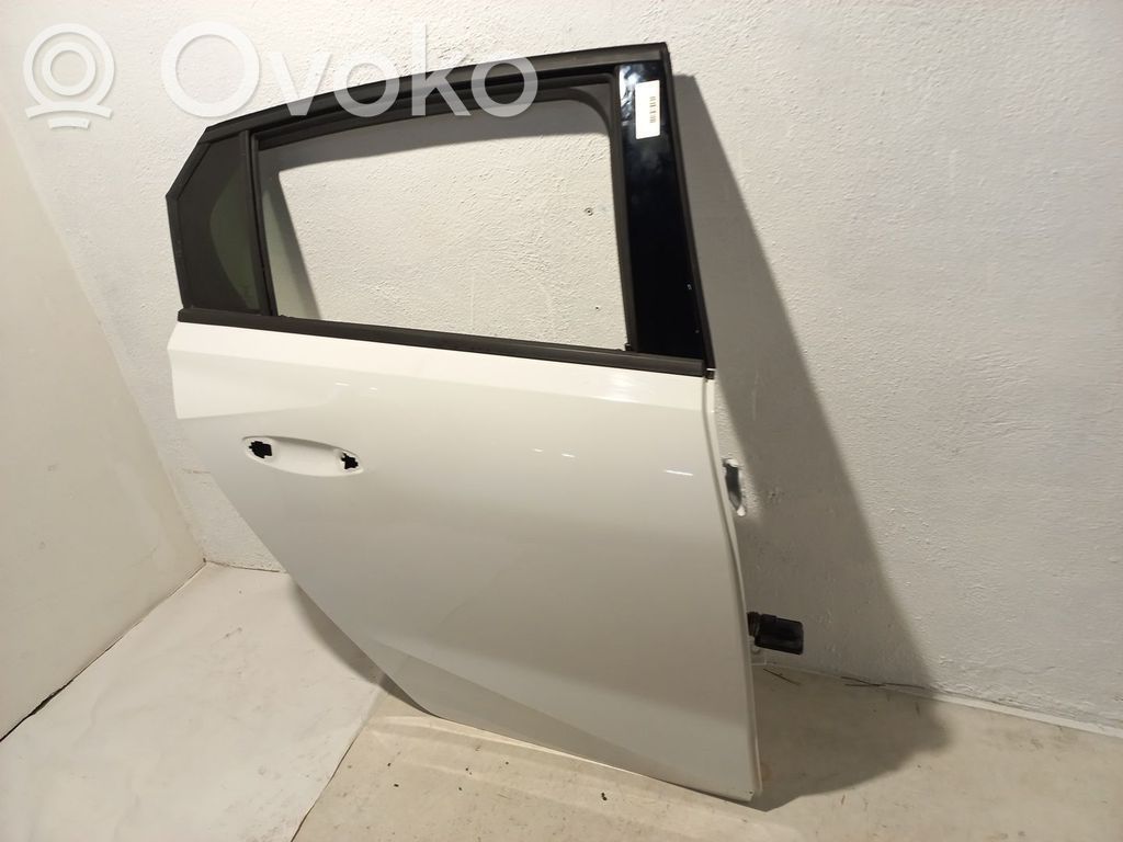 Puerta trasera   9841862880