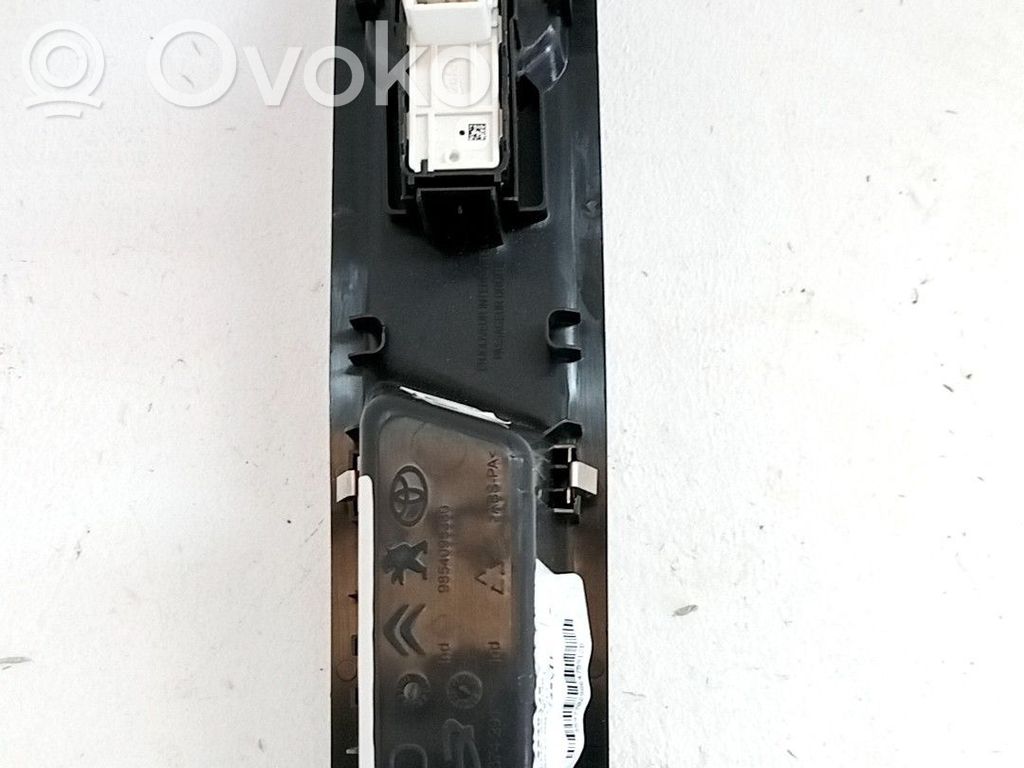 Comutator comandă geamuri electrice   96762292ZD