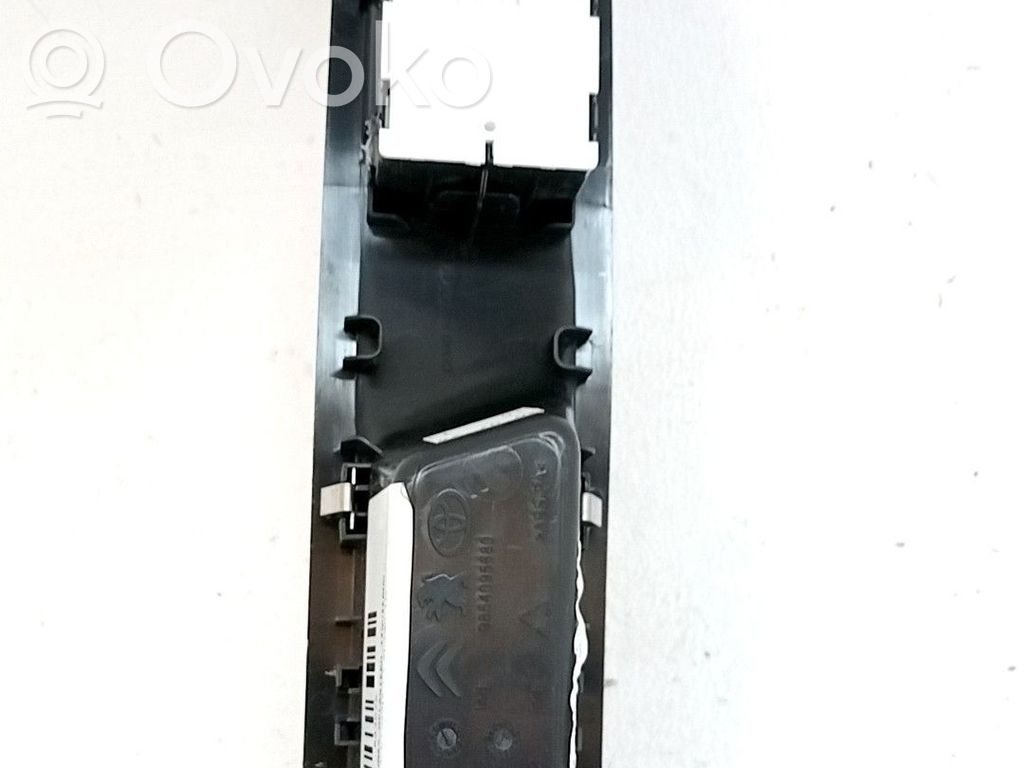 Schalter el. Fensterheber   96783350ZD,98540956ZD