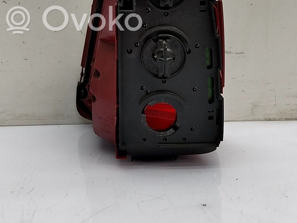Lámpara de faros/luces traseros   63217255909