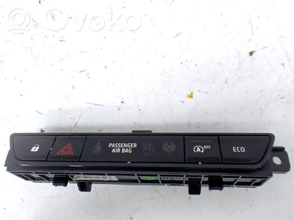 Botón interruptor de luz de peligro   283E85816R