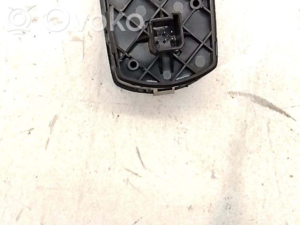 Interruptor del elevalunas eléctrico   13189333