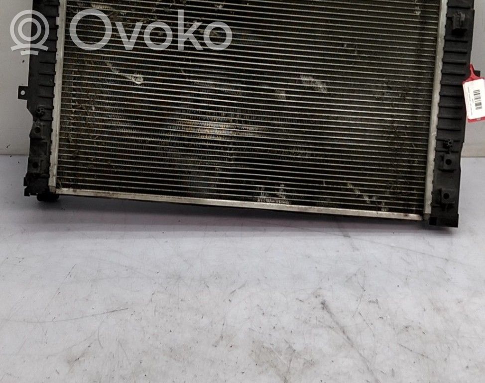 Radiateur de refroidissement   8D0121251P