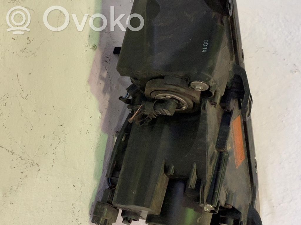 Phare frontale   8301A162