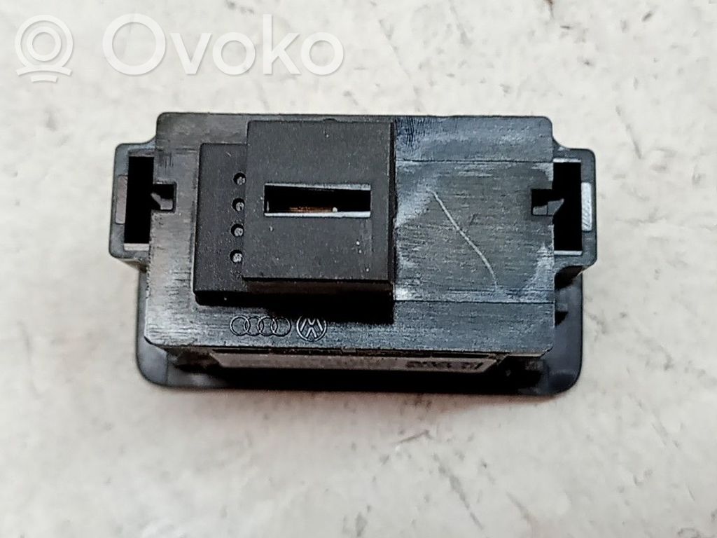 Unidad de control/módulo de carrocería central   4G0959831C