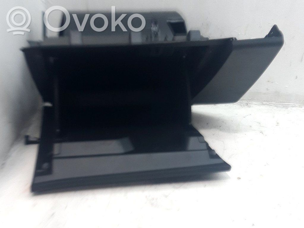 Daiktadėžė   735599691