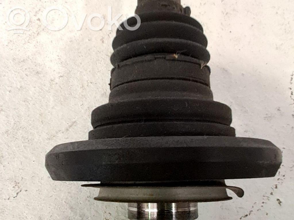 Mercedes-Benz C W205 Albero di trasmissione posteriore/semiasse