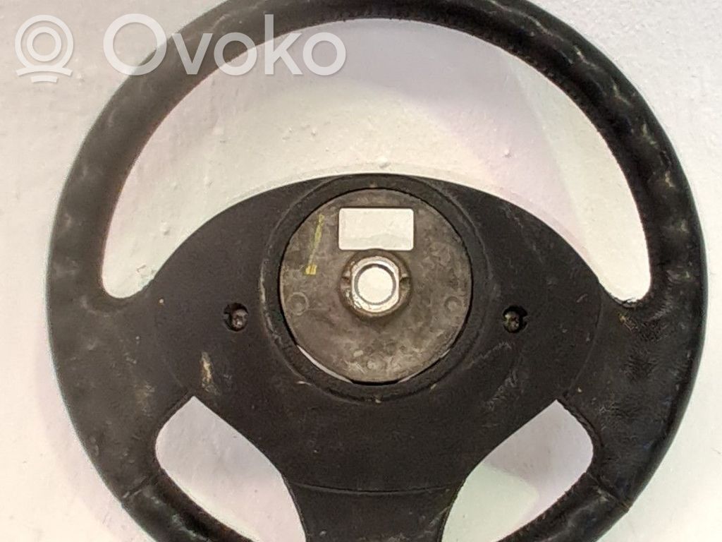 Volant   484000954R