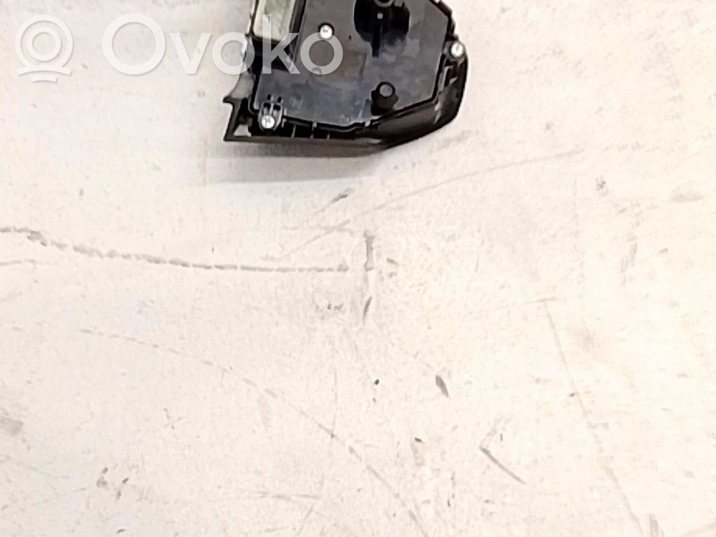 KIA Stonic Interruptores/botones de la columna de dirección 