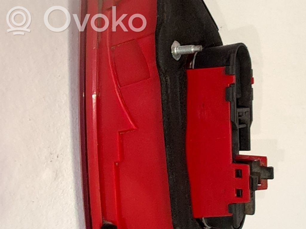 Lámpara de faros/luces traseros   60691366