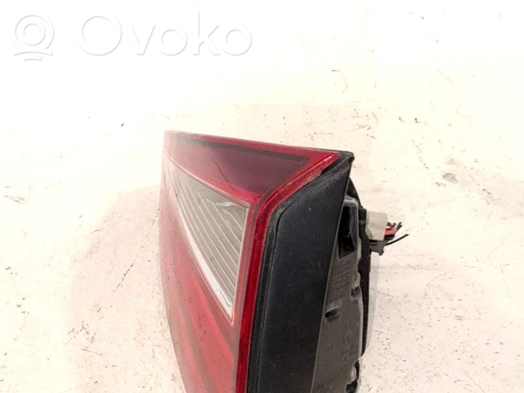 Takavalon polttimo   575945307D