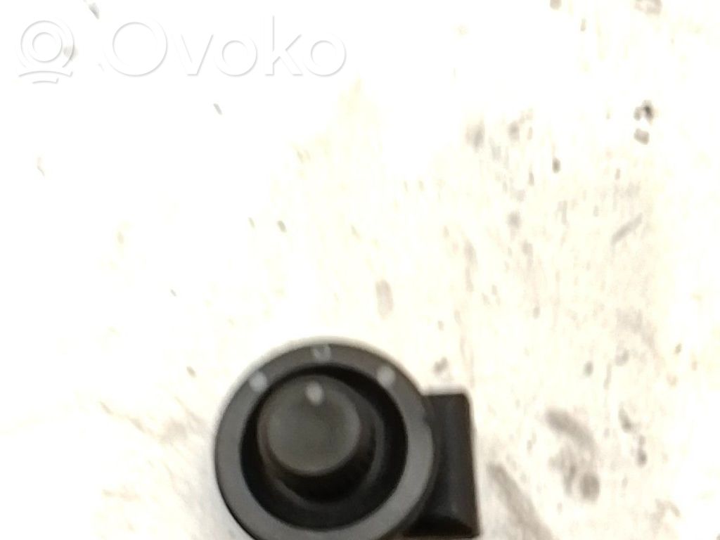 Wing mirror switch   8200107486