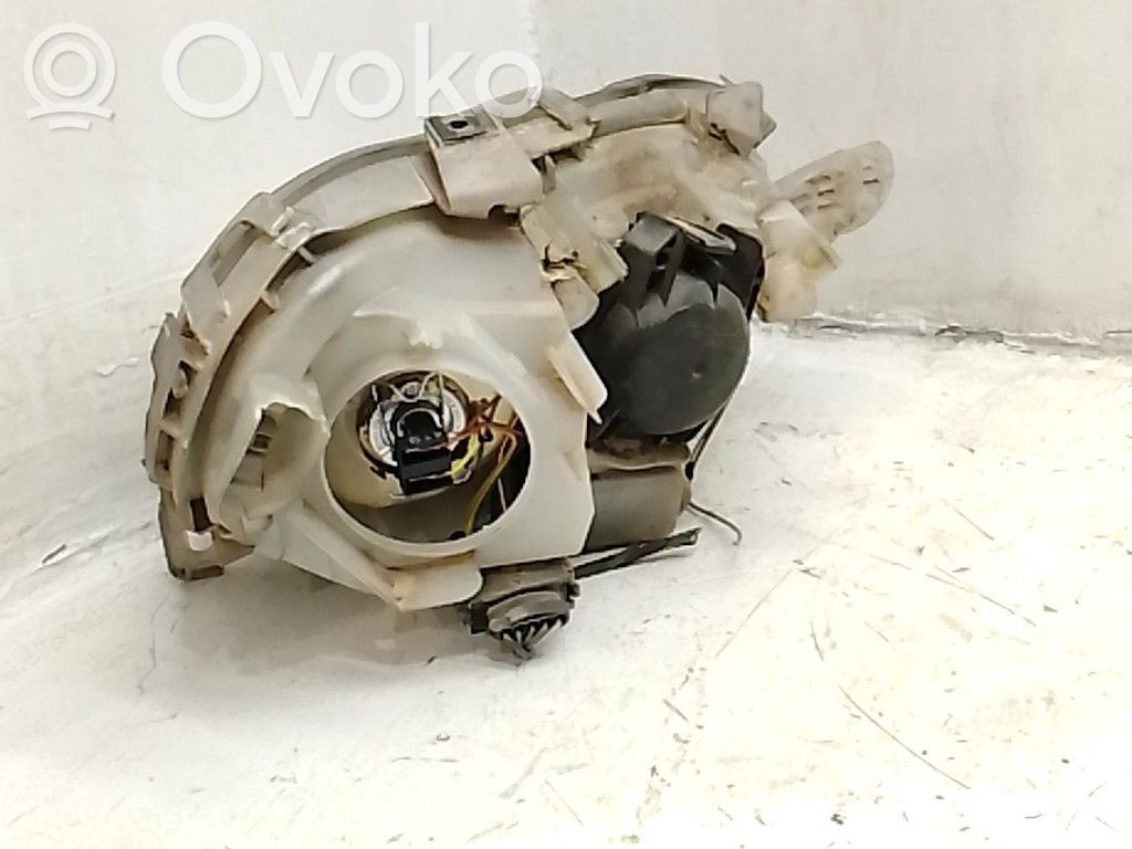 Phare frontale   Q0013464V003000000