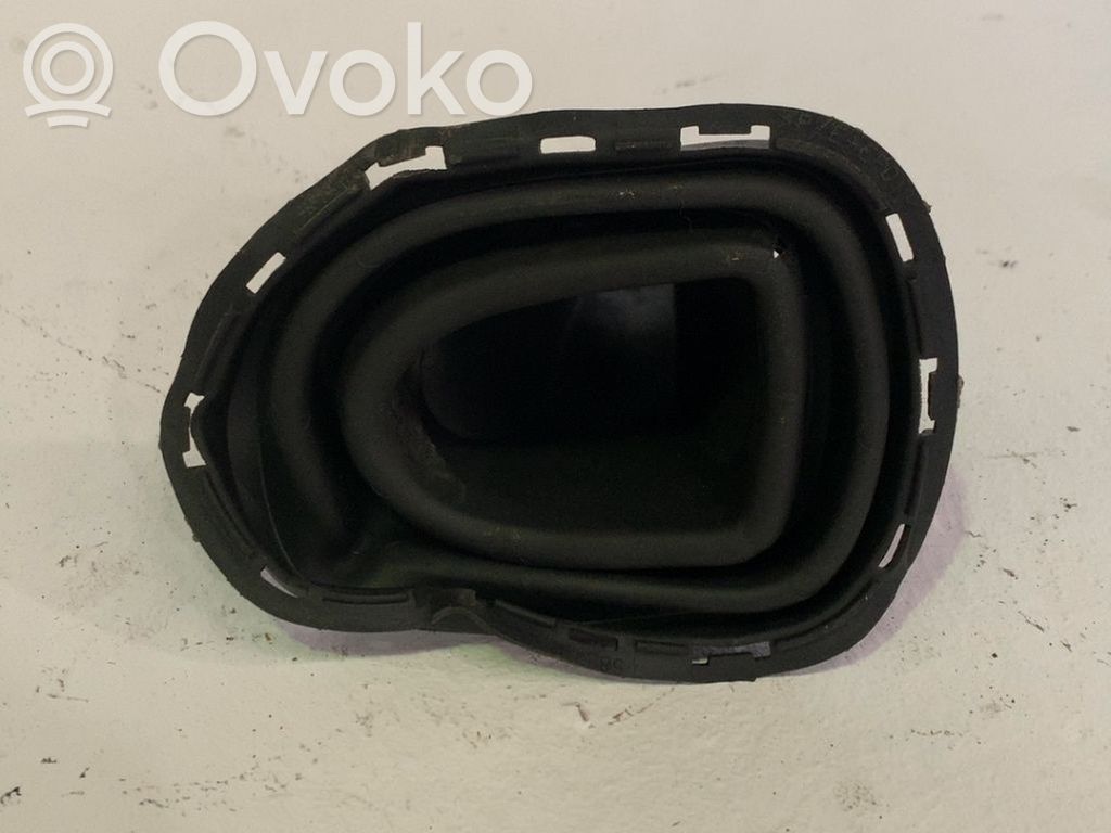 Moldura del panel   588080D090B0