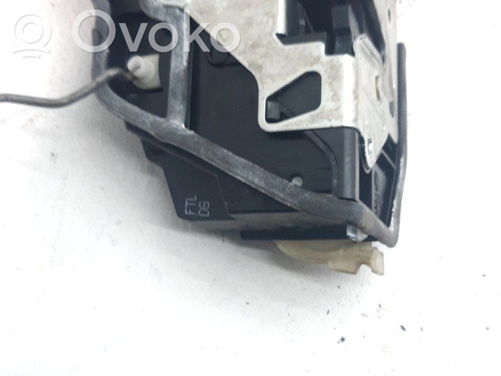 Serrure de porte avant   51217202143