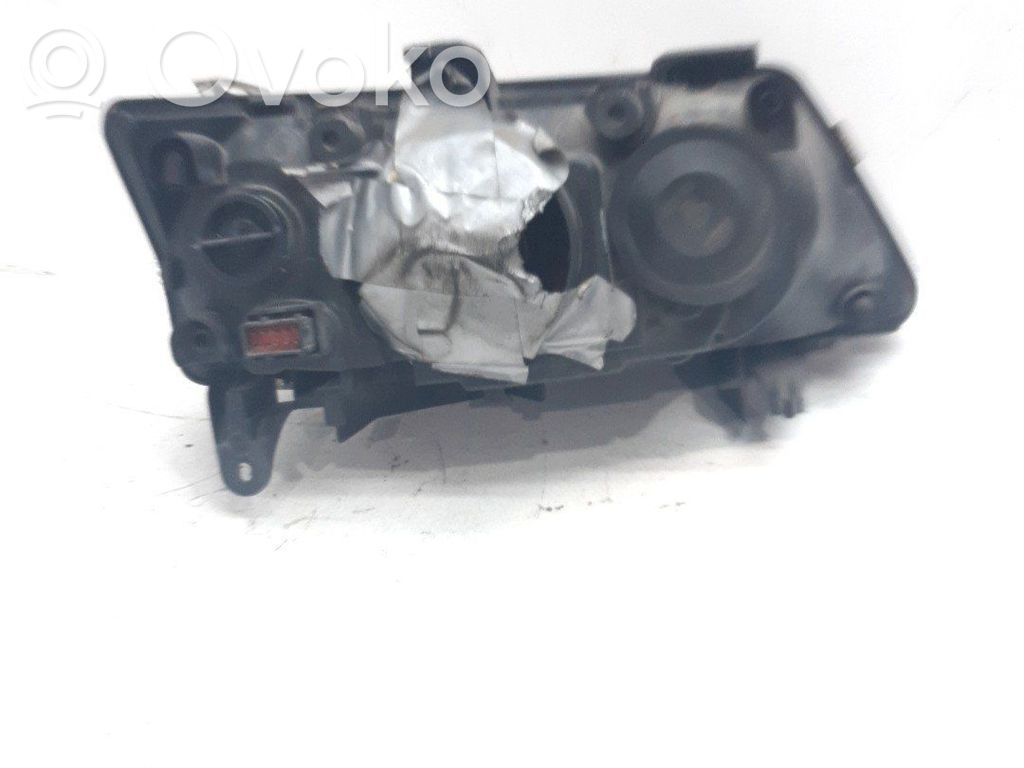 Saab 9-3 Ver1 Lampa przednia