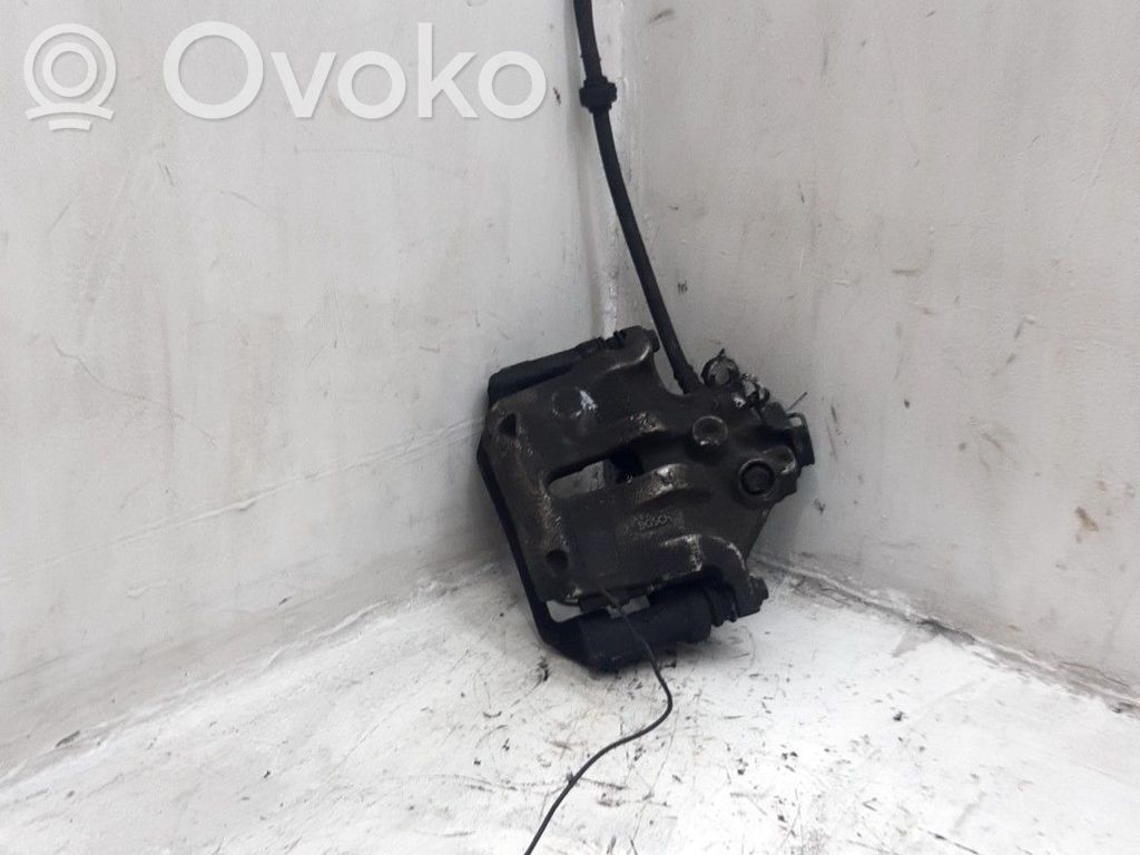Zacisk hamulcowy przedni   4400L7