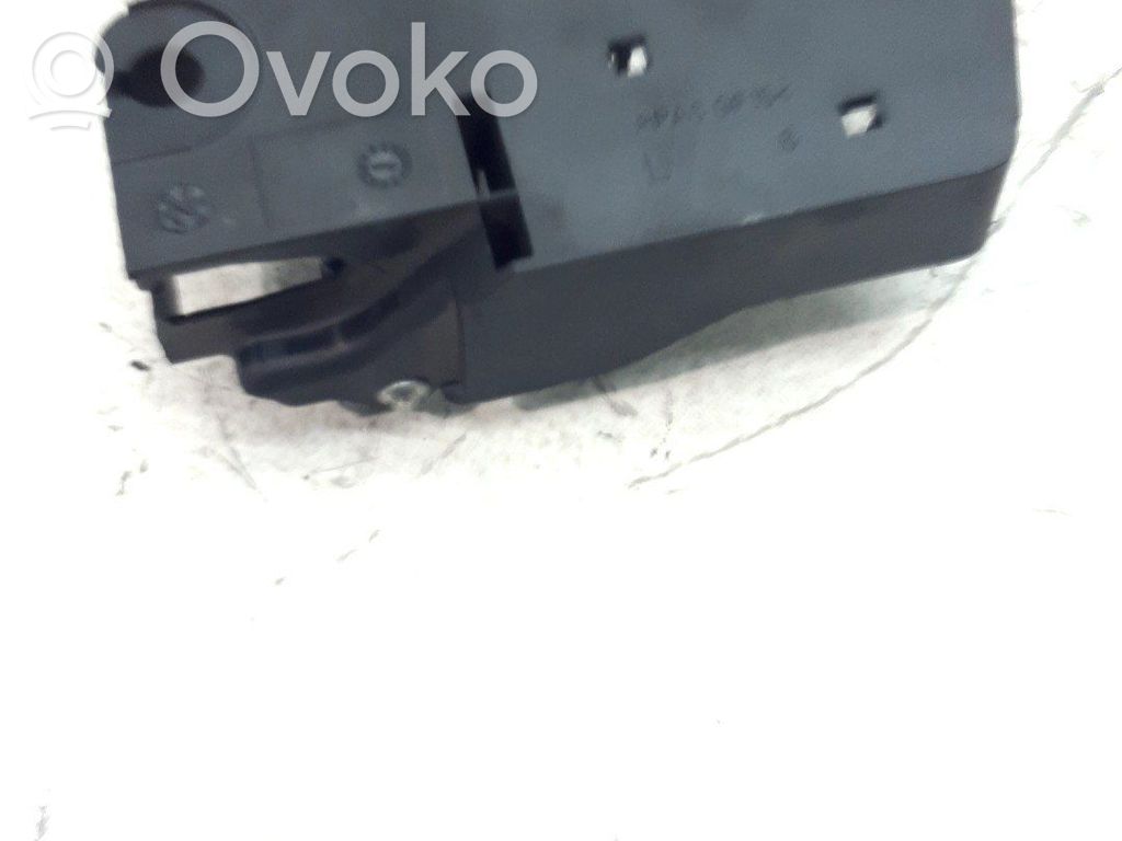 Rear door interior handle   1470119,3M51R22601AD