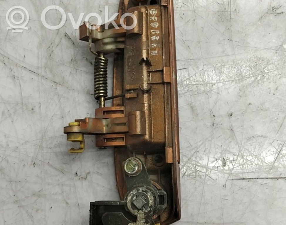 Manecilla externa puerta delantera   8265007010