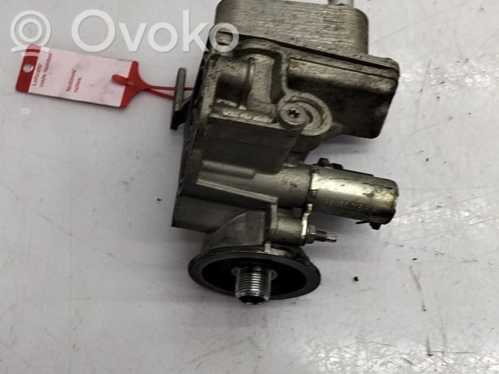 Ford Mondeo MK IV Halterung Ölfilter / Ölkühler 