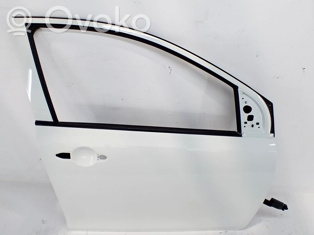 Priekinės durys   76004G6000