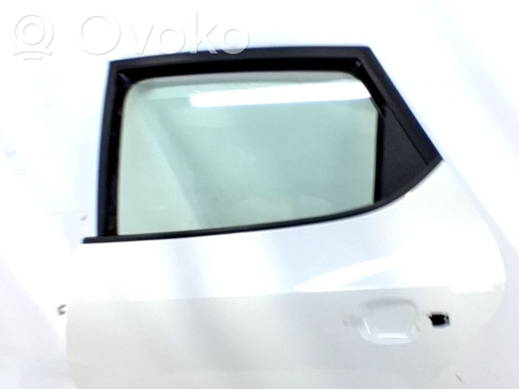 Takaovi   6J4833055