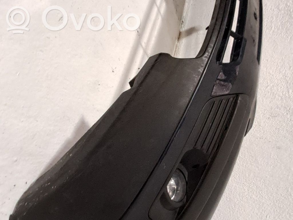 Ford Focus Parachoques delantero 