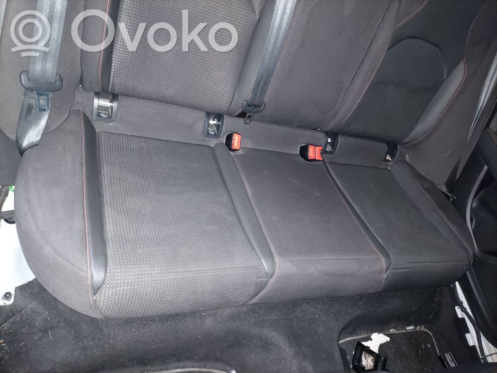 Asiento trasero   5Q0885305C