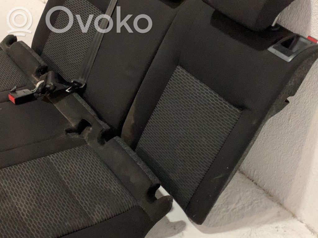Volkswagen Golf VI Takaistuin 