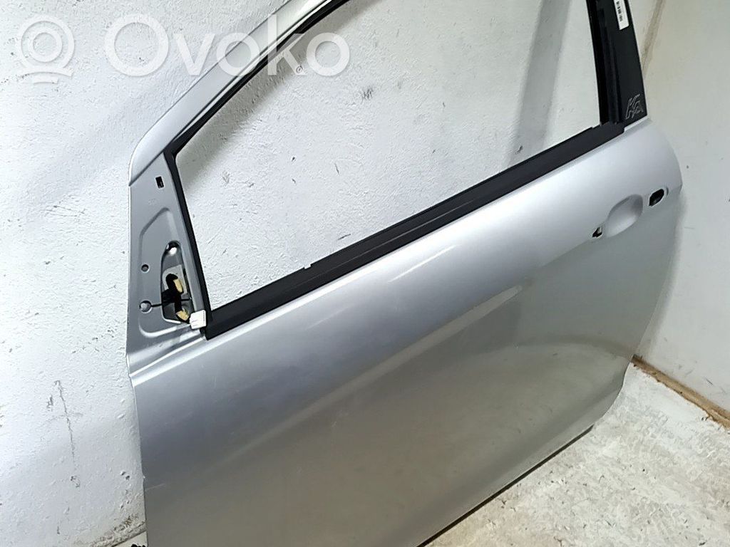 Puerta delantera   1542365,9S51B20123AA