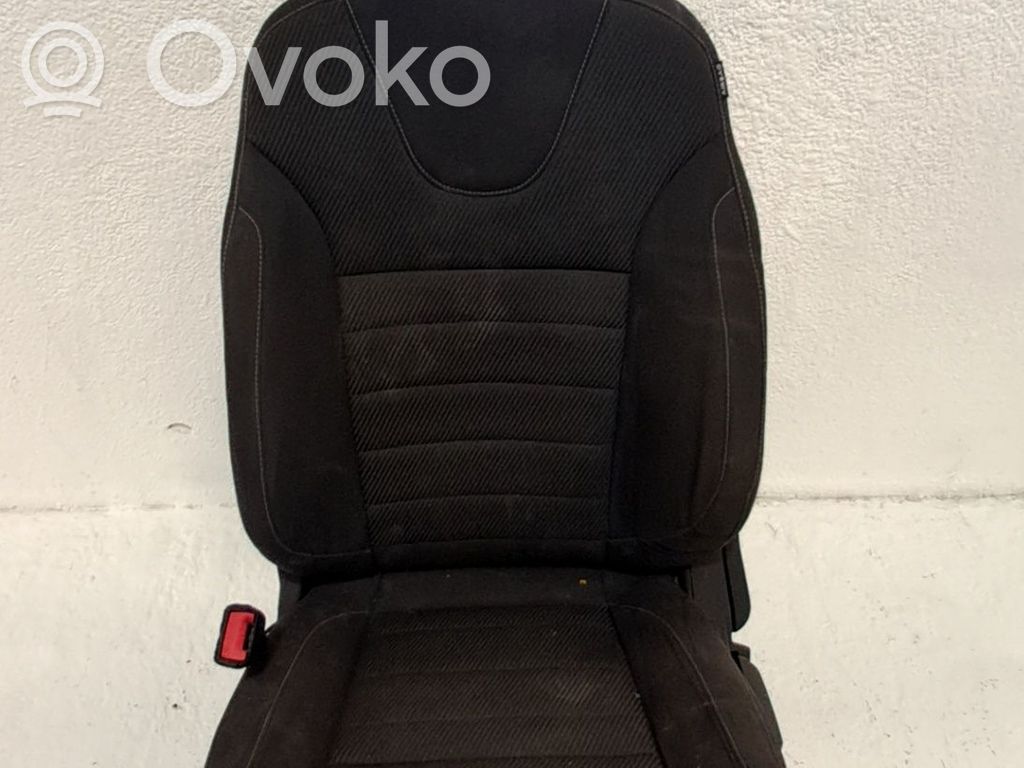 Ford Kuga I Front driver seat 