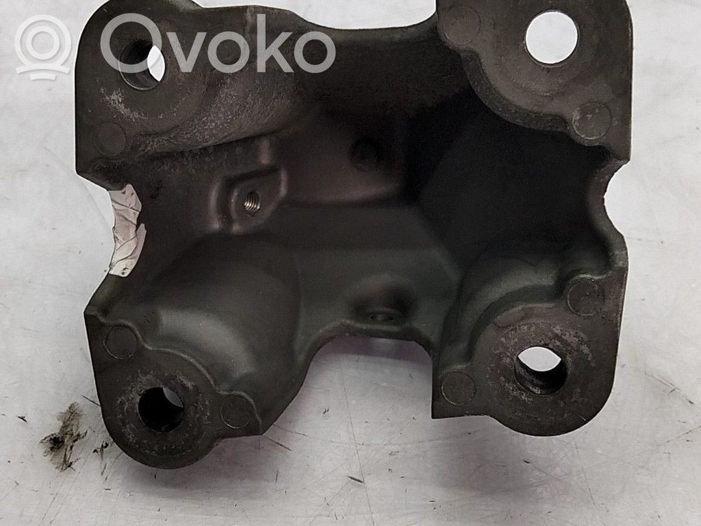 Jaguar XF Engine mount bracket 