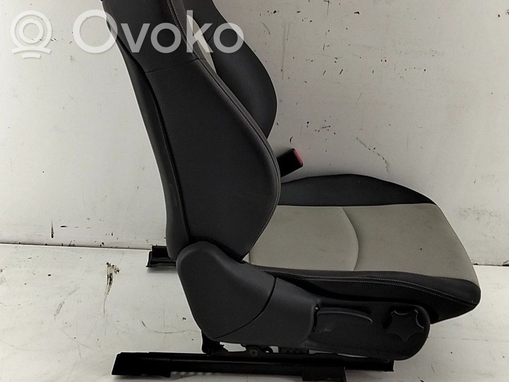 Mercedes-Benz CLC CL203 Sedile anteriore del passeggero 