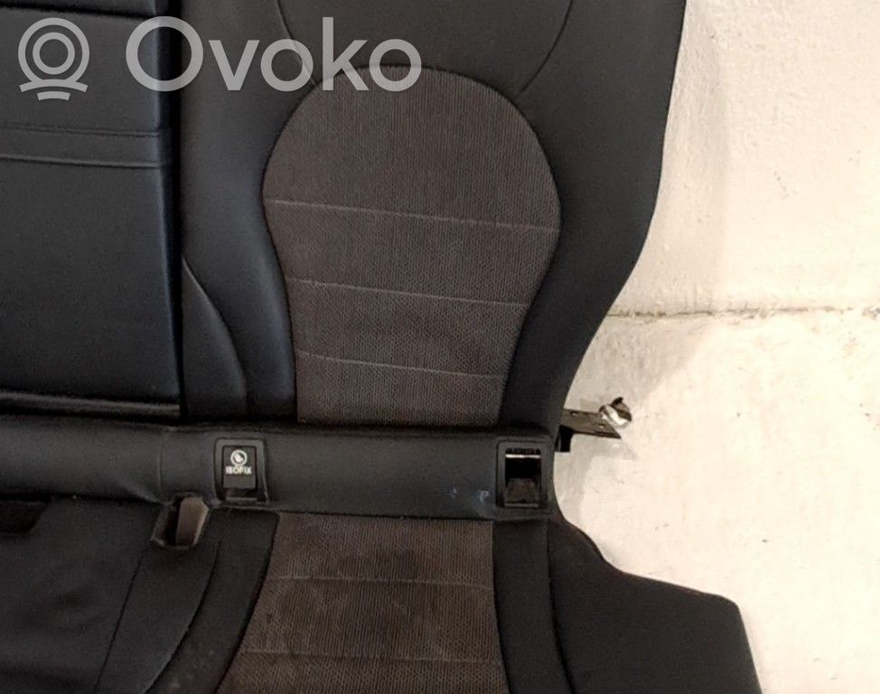 Asiento trasero   A2059200650