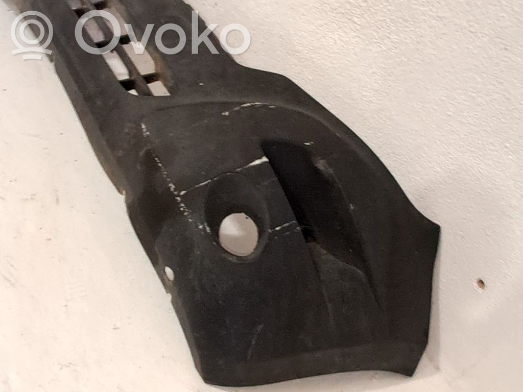 Nissan NV400 Parachoques delantero 
