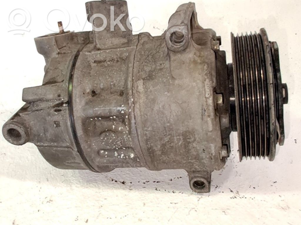 Ilmastointilaitteen kompressorin pumppu (A/C)   3C0407254F